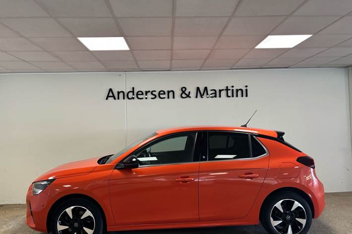 Orange Opel Corsa-e fra 2020
