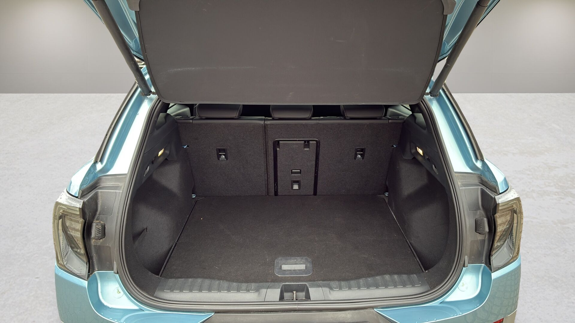 Blå Ford Explorer fra 2024