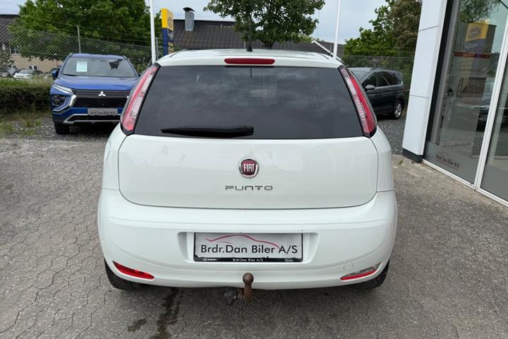 Hvid Fiat Punto fra 2012