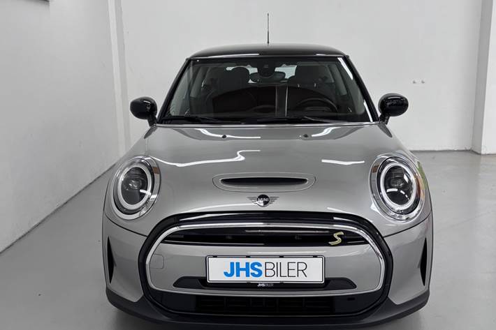 Sølv Mini Cooper SE fra 2023