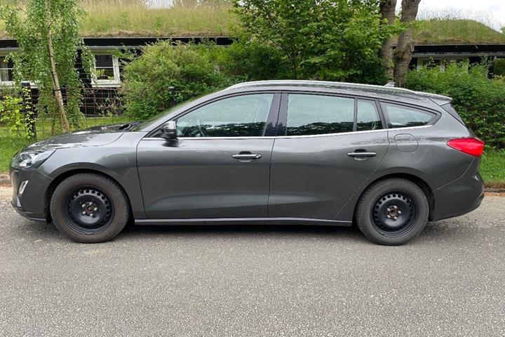Grå Ford Focus fra 2021