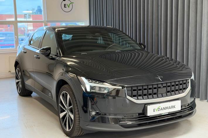 Sort Polestar 2 fra 2021 set udefra
