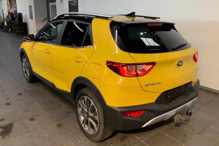 Gul Kia Stonic fra 2019