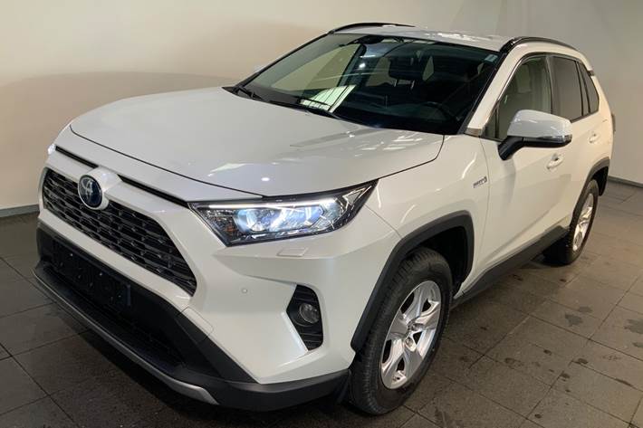 Hvid Toyota RAV4 fra 2021