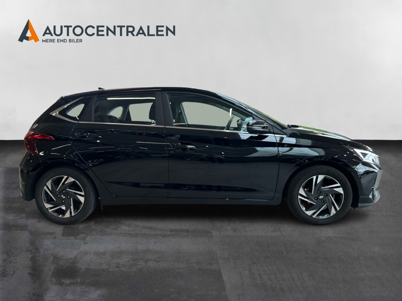 Sort Hyundai i20 fra 2023