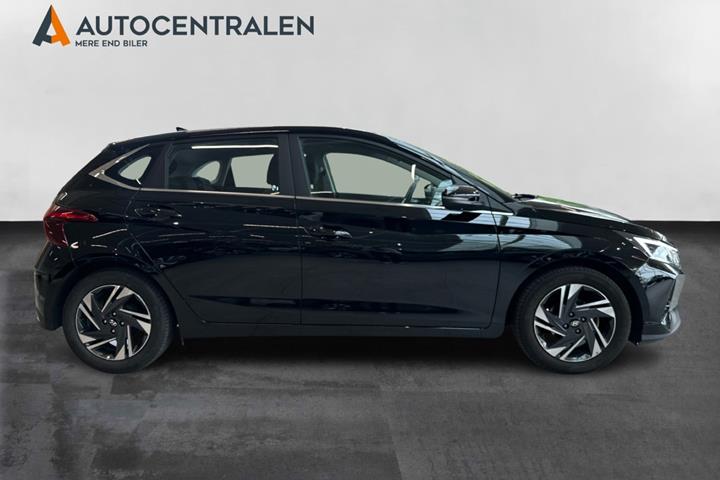 Sort Hyundai i20 fra 2023