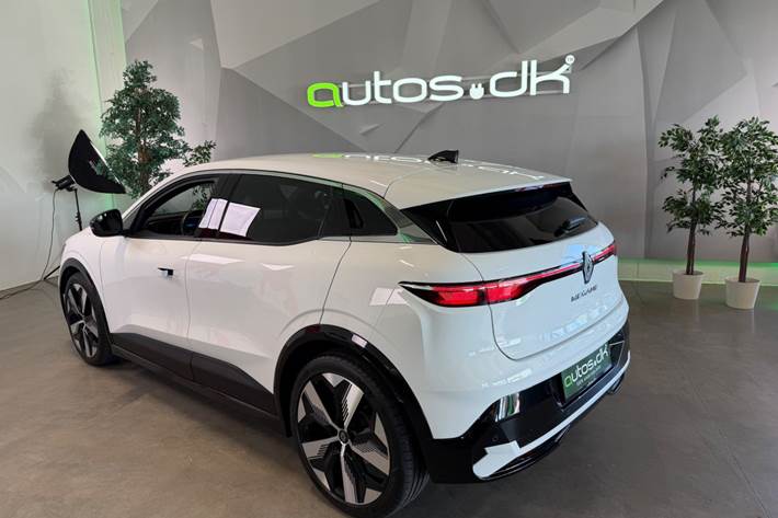 Hvid Renault Megane E-Tech fra 2023