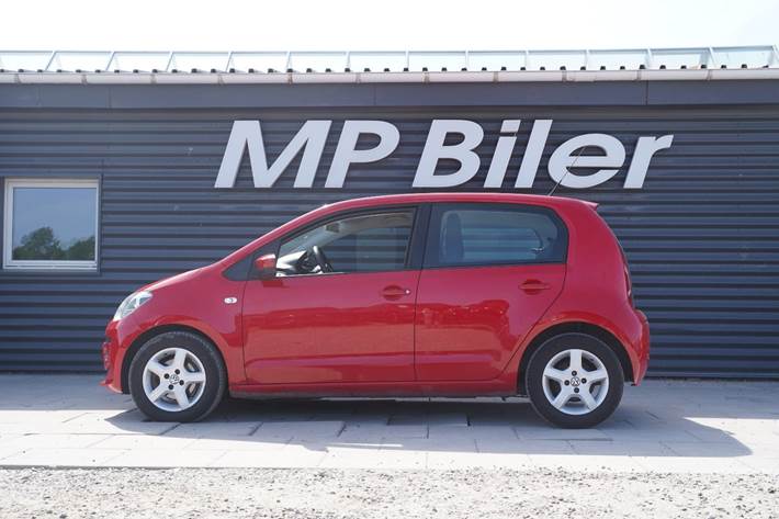Rød VW UP! fra 2013