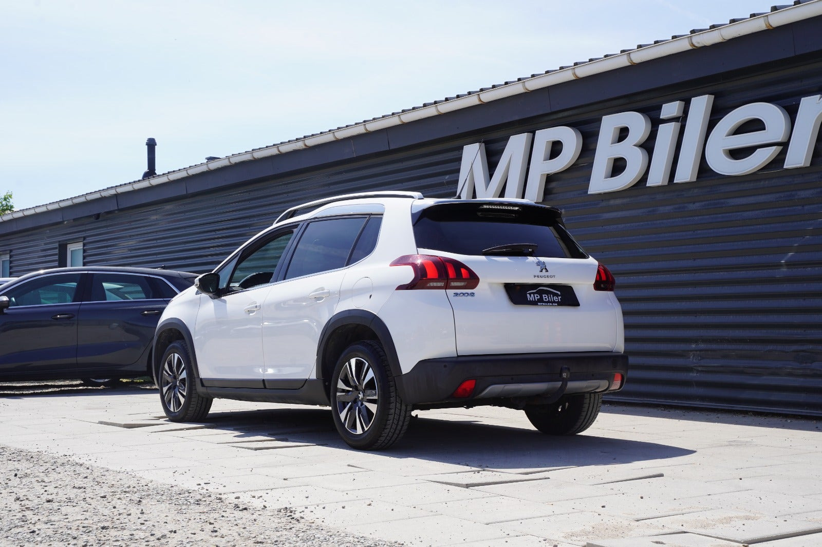 Hvid Peugeot 2008 fra 2018