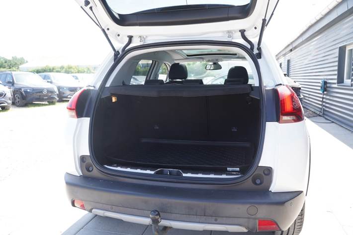 Hvid Peugeot 2008 fra 2018