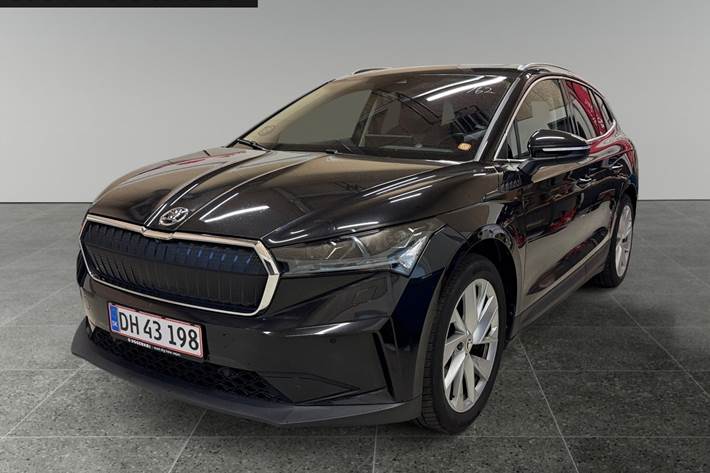Sort Skoda Enyaq fra 2021 set udefra