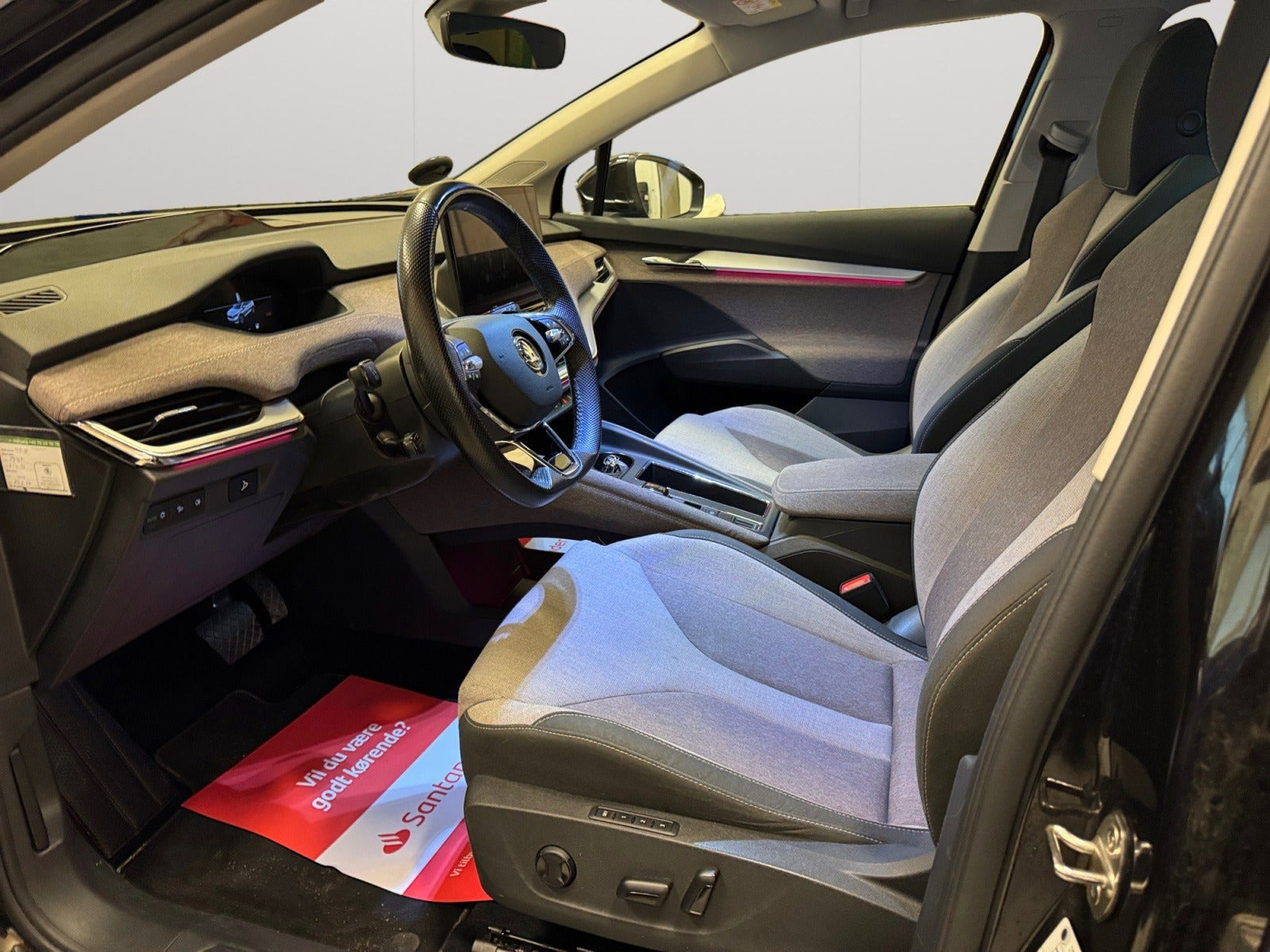Sort Skoda Enyaq fra 2021