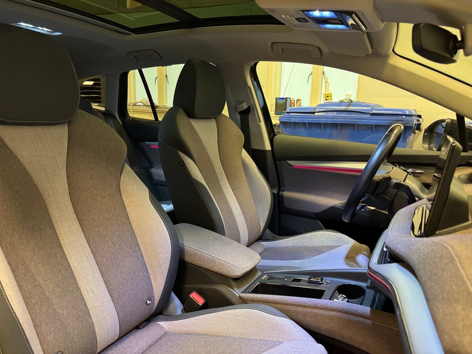 Sort Skoda Enyaq fra 2021