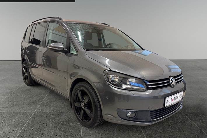 Sort VW Touran fra 2015