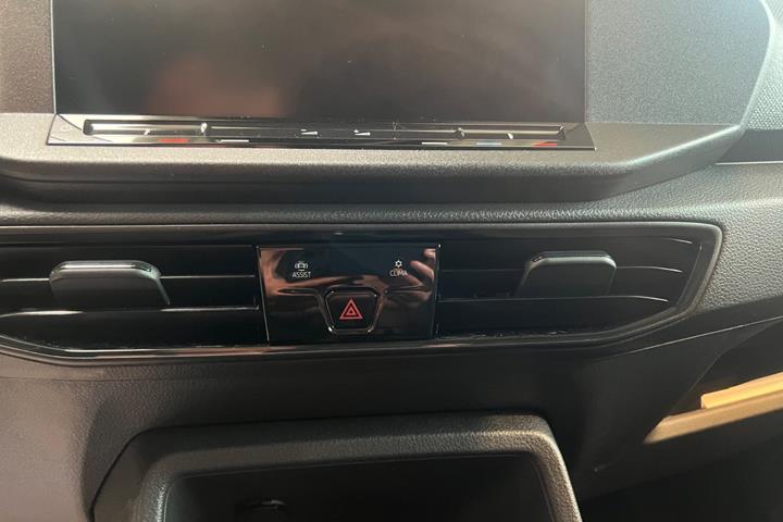 Hvid VW Caddy fra 2026