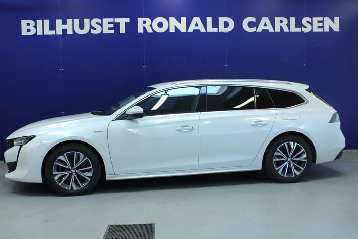 Hvid Peugeot 508 fra 2021