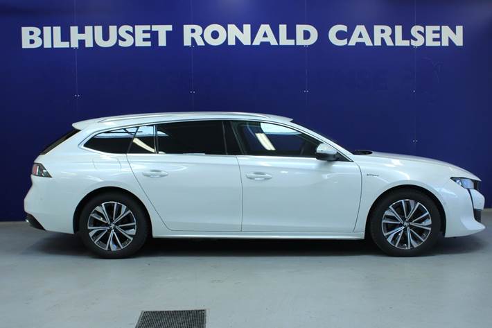 Hvid Peugeot 508 fra 2021