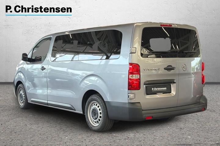 Grå Opel Vivaro-e fra 2023