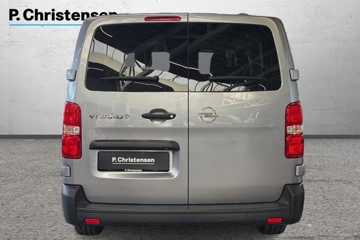 Grå Opel Vivaro-e fra 2023