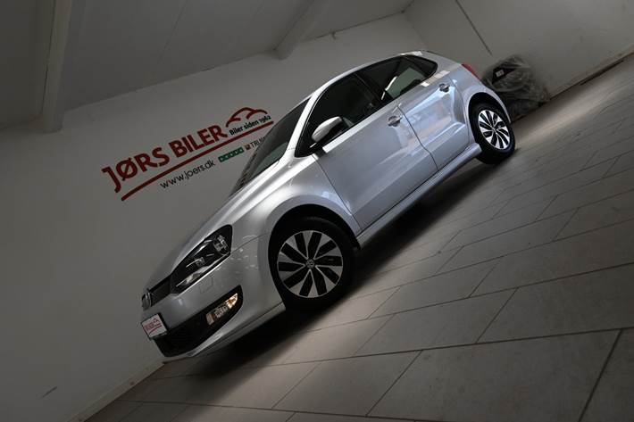 Sølv VW Polo fra 2017