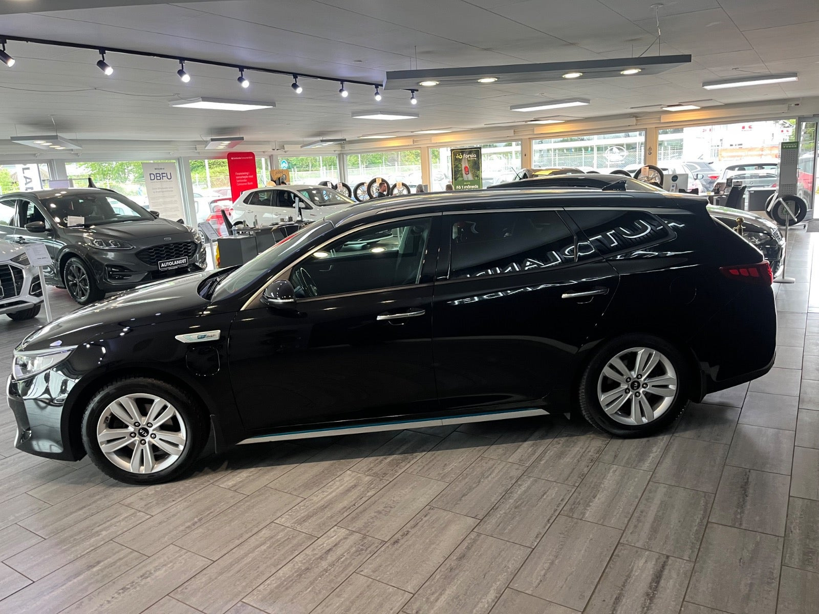 Sort Kia Optima fra 2018