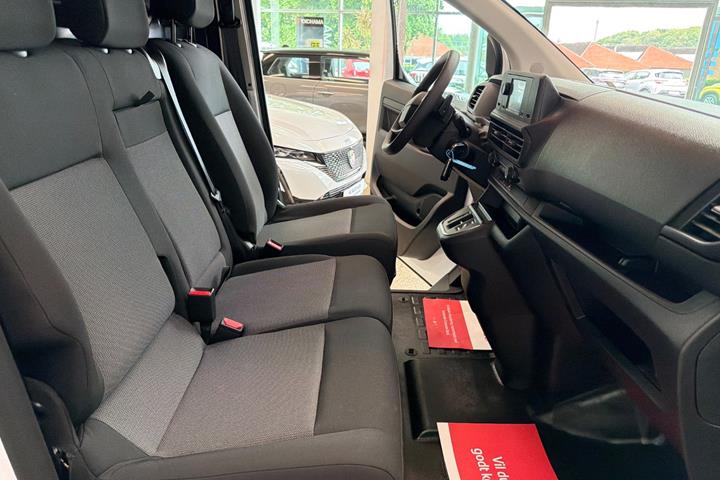 Hvid Citroën e-Jumpy fra 2025