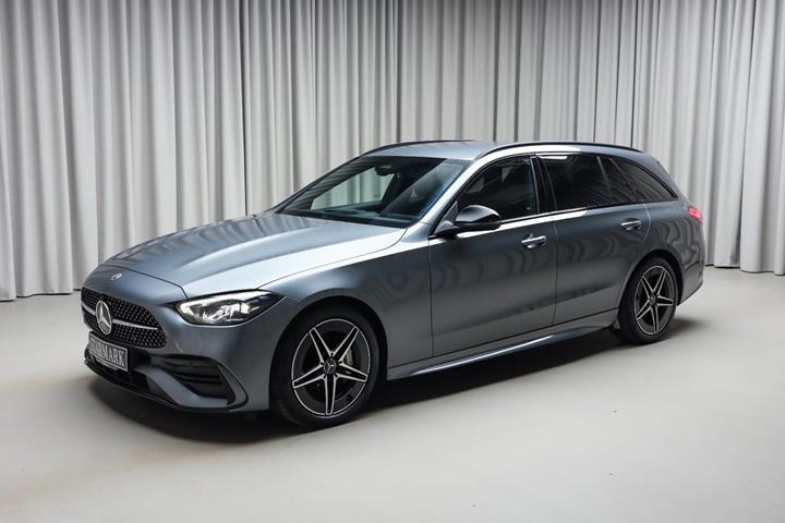Grå Mercedes C300 d fra 2022