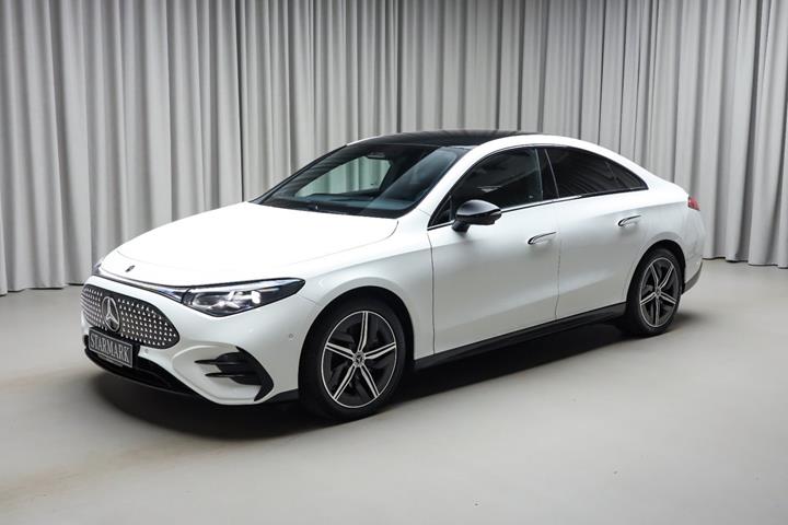 Hvid Mercedes CLA350 fra 2025