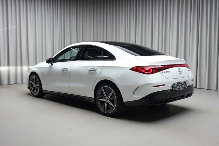 Hvid Mercedes CLA350 fra 2025