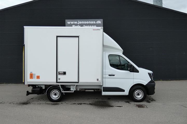 Hvid Renault Master V T35 fra 2025
