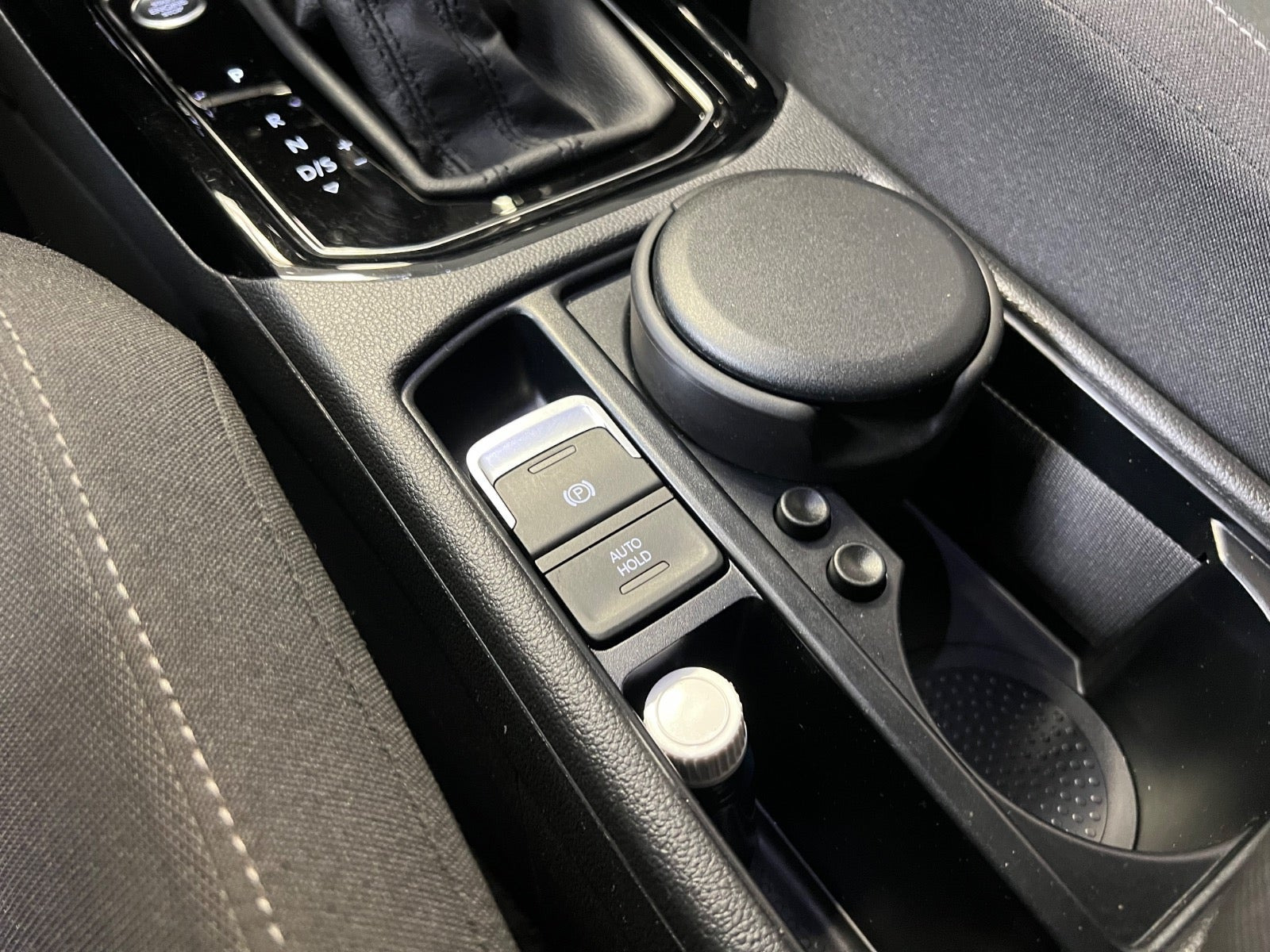 Sort VW Touran fra 2023