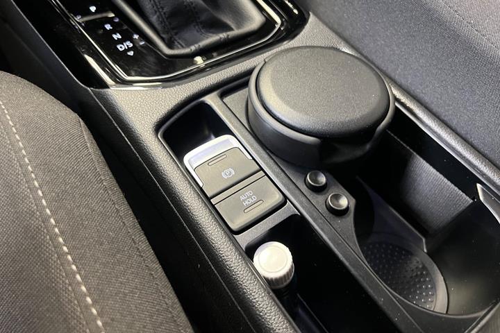 Sort VW Touran fra 2023