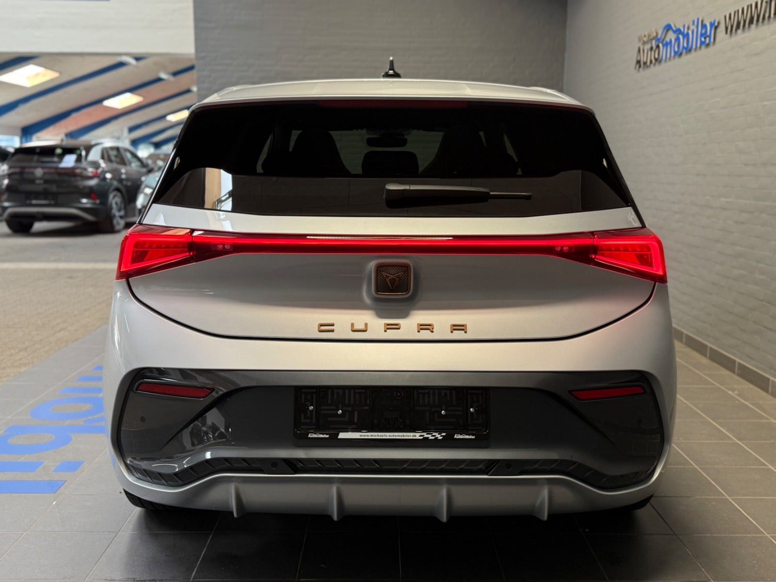 Sølv Cupra Born fra 2024