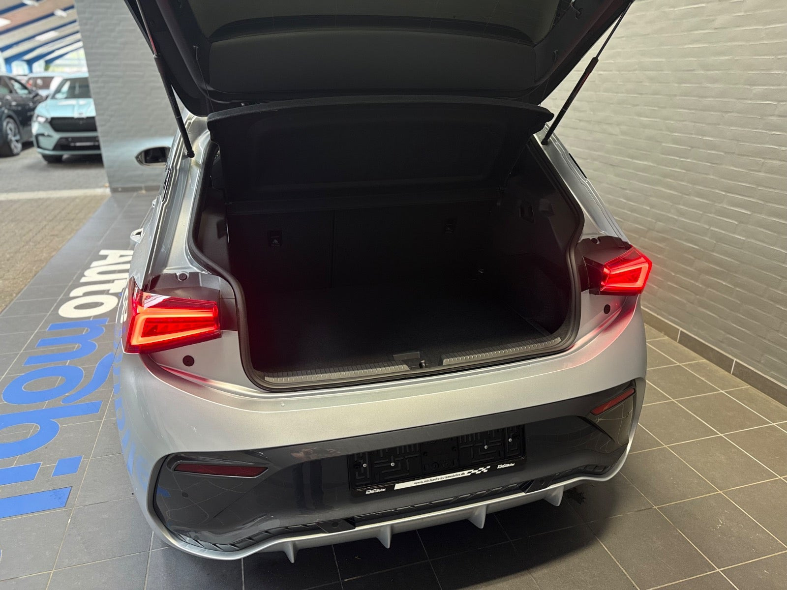 Sølv Cupra Born fra 2024