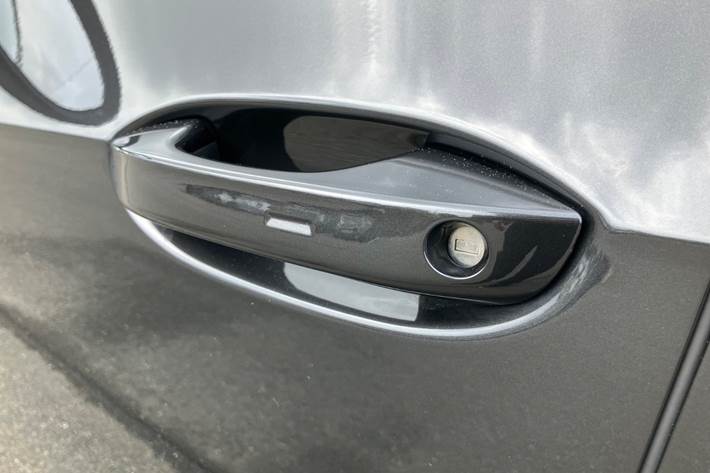 Sort Cupra Born fra 2024