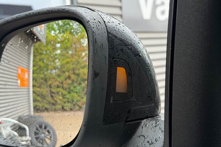 Sølv VW ID.Buzz fra 2026