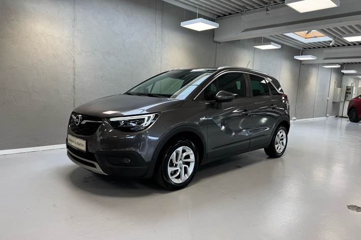 Grå Opel Crossland X fra 2020