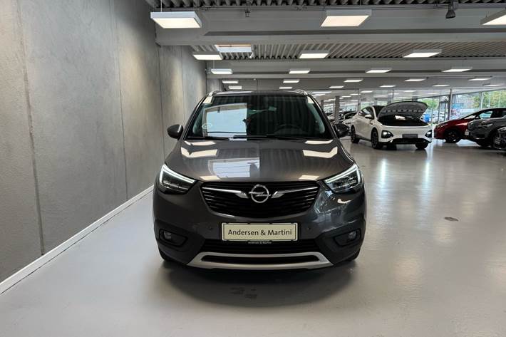 Grå Opel Crossland X fra 2020