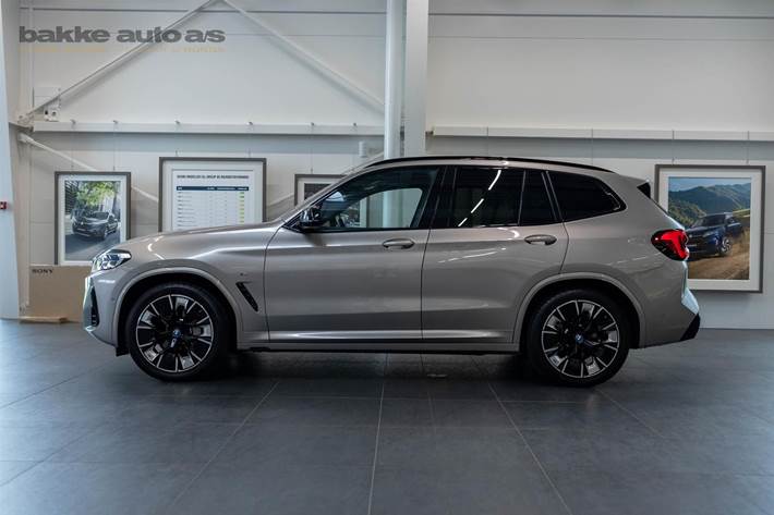 undefined BMW iX3 fra 2023
