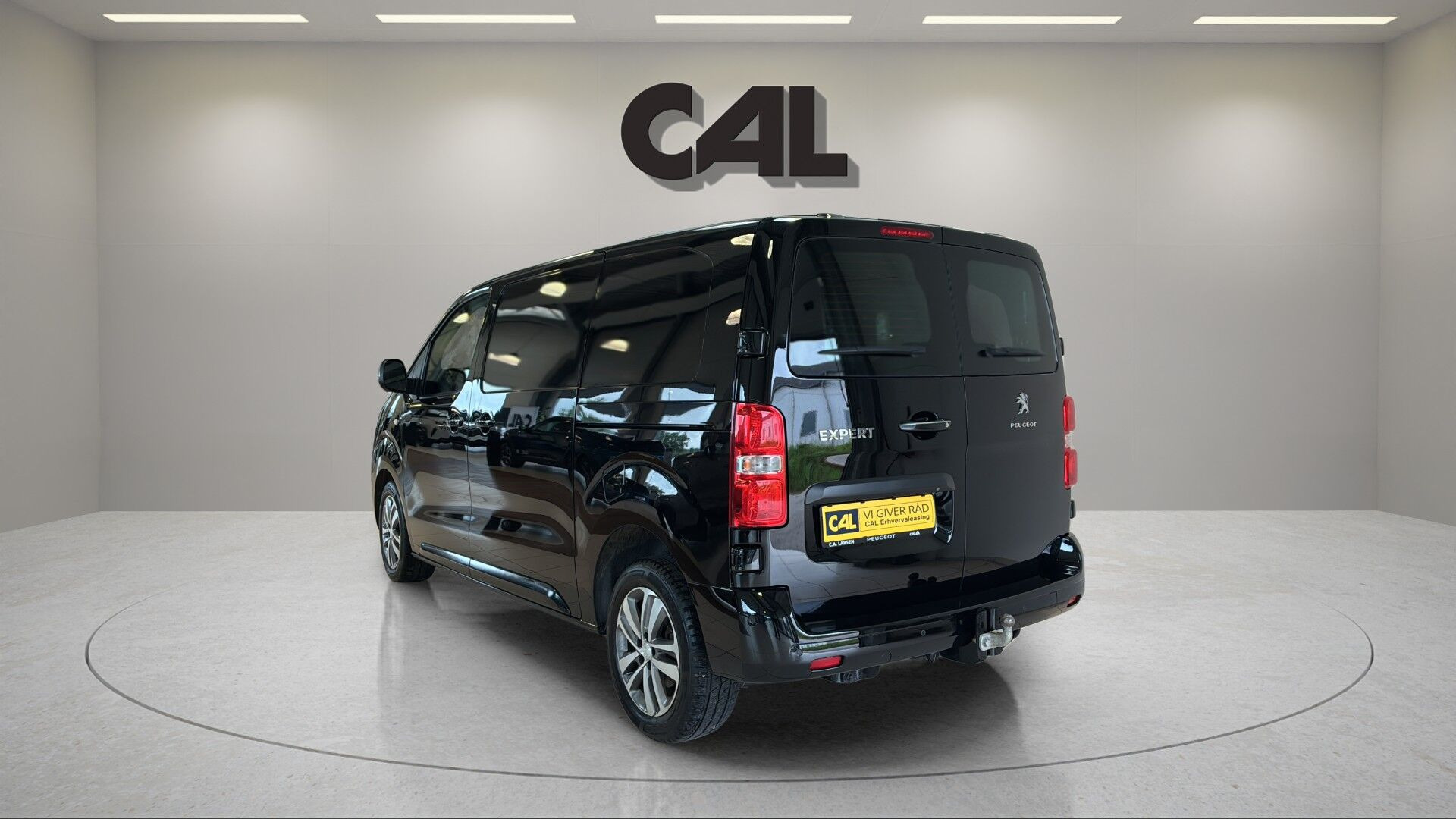 Sort Peugeot Expert fra 2022
