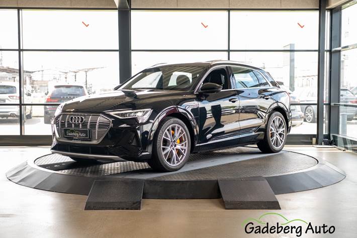 Sort Audi e-tron fra 2023