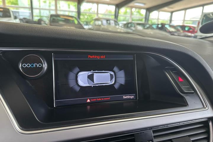 Sort Audi A4 fra 2014