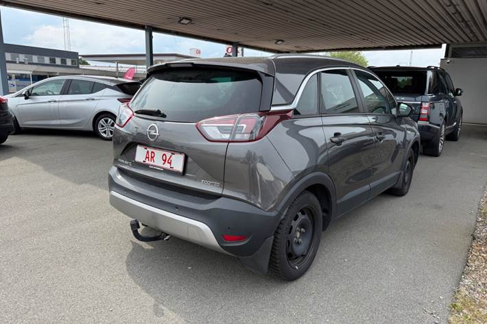 Grå Opel Crossland X fra 2020
