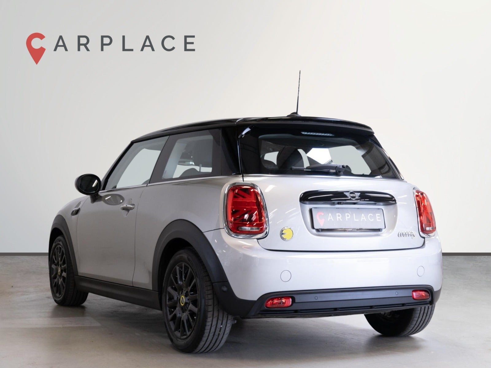 Grå Mini Cooper SE fra 2023