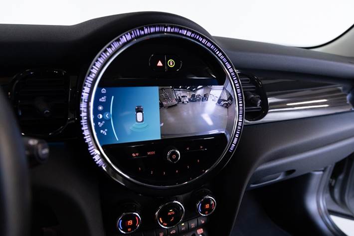 Grå Mini Cooper SE fra 2023