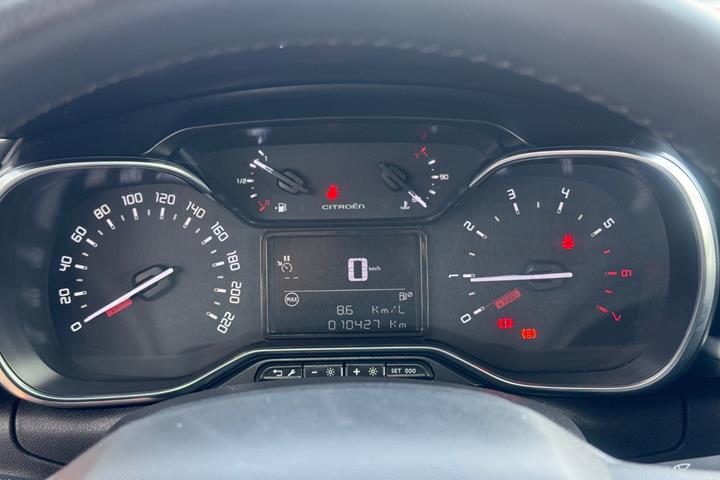 Rød Citroën C3 fra 2020
