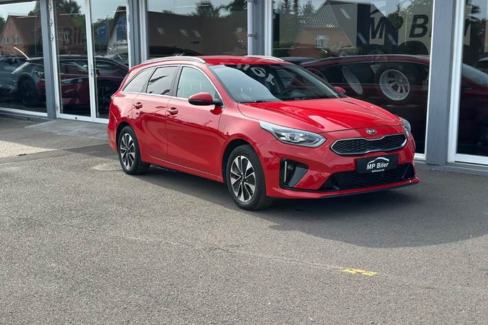 Rød Kia Ceed fra 2020