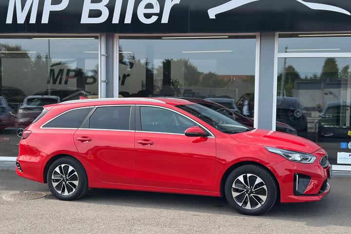 Rød Kia Ceed fra 2020