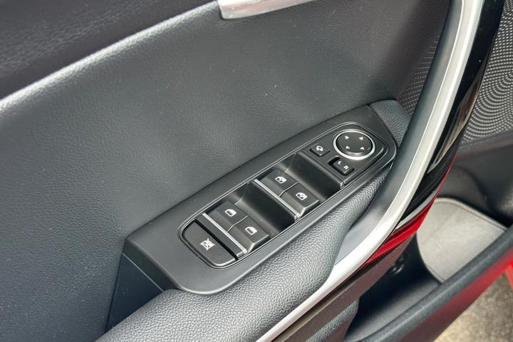 Rød Kia Ceed fra 2020