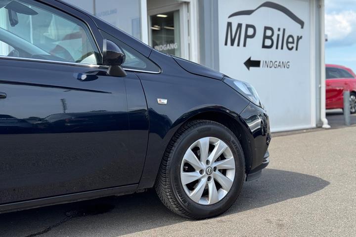 Sort Opel Corsa fra 2019
